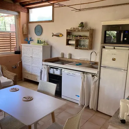A 300 Mt Dalla Via Libeccio N 67 Feriehus Villasimius